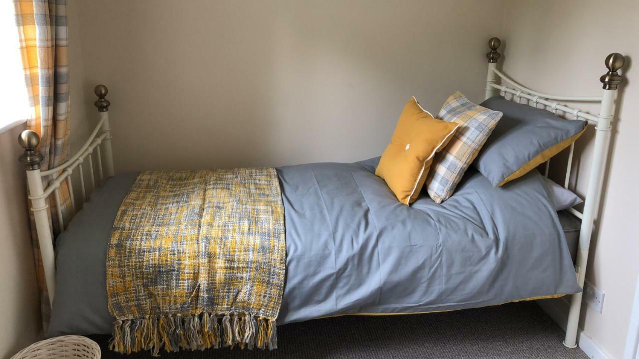 1 Silkin Serviced Accommodation Newton Aycliffe Bagian luar foto
