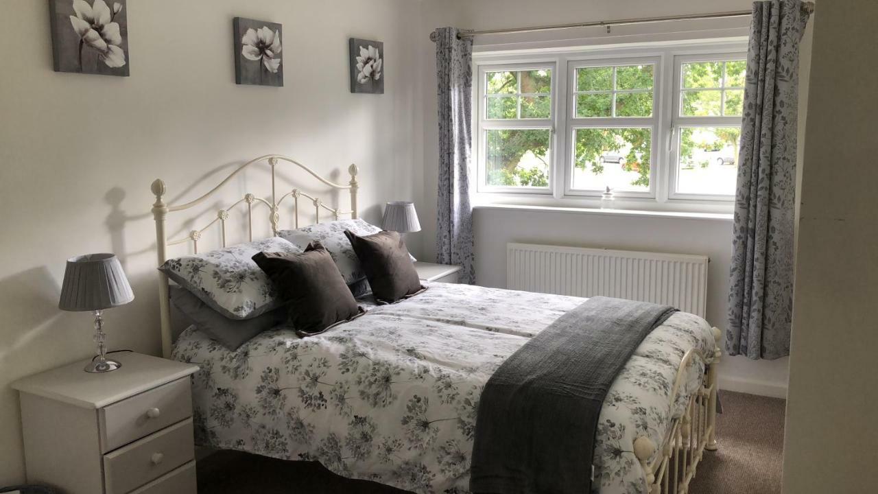 1 Silkin Serviced Accommodation Newton Aycliffe Bagian luar foto
