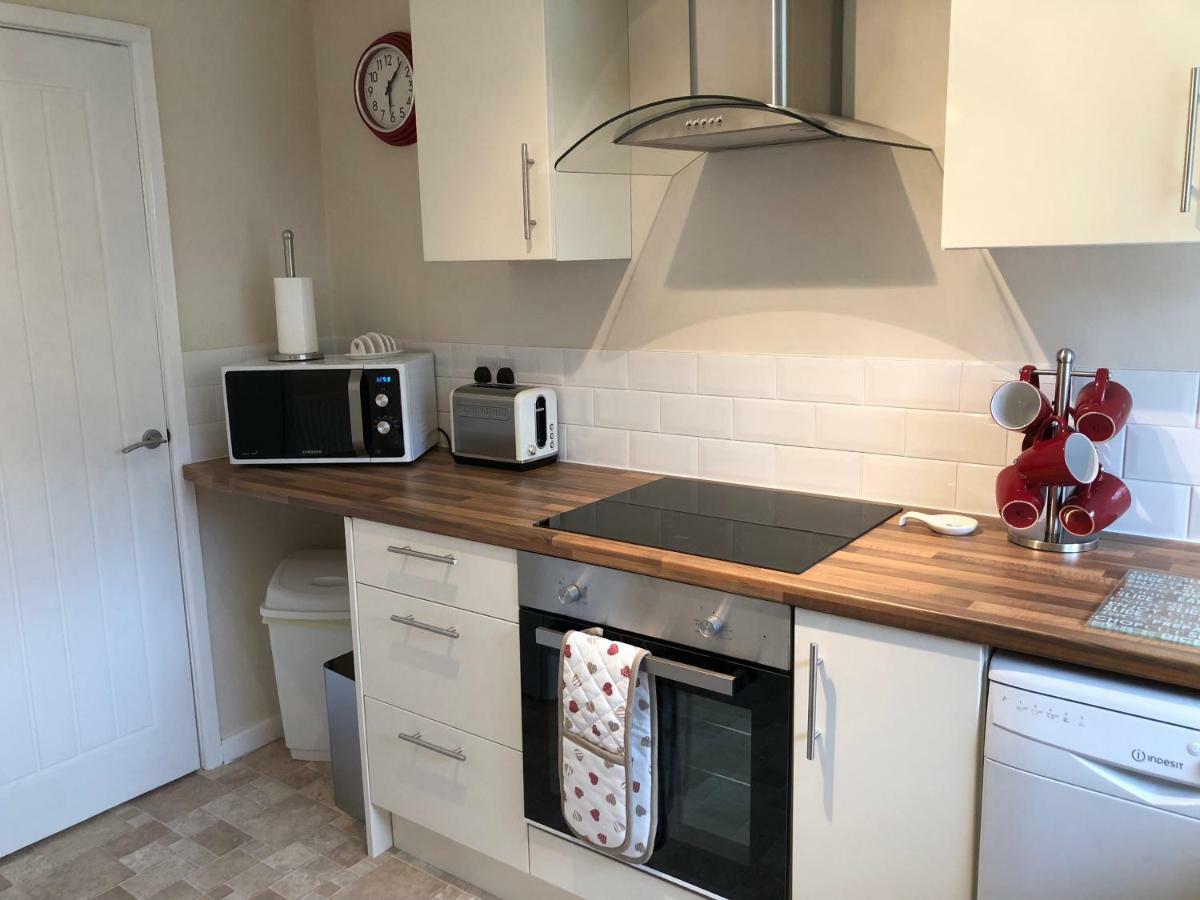 1 Silkin Serviced Accommodation Newton Aycliffe Bagian luar foto